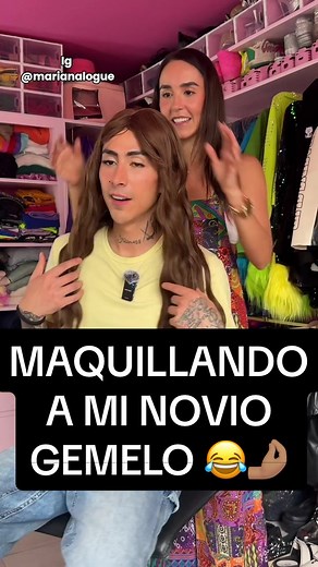 Maquillando a Mi Novio Gemelo en Novios Gemelos: Tutorial de Maquillaje Divertido