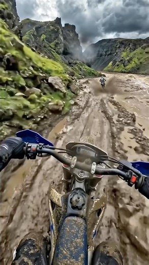 I Found the End of the World (and it’s Beautiful) #solotravel #dirtbike #notlost