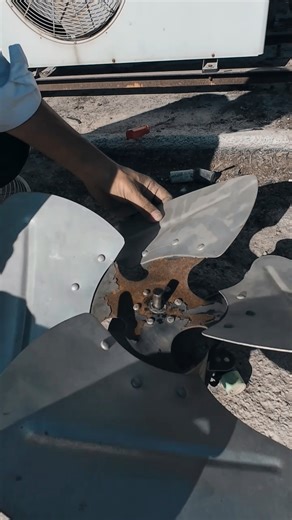 how to remove fan blade ✅ #airconditioner #actechnician #ytshorts #ac #youtubeshorts #viralvideo