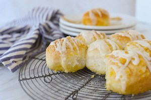 Quick & Easy Orange Rolls