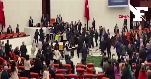 Turquie: une bagarre entre deux députés éclate au Parlement turc