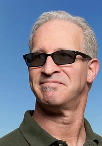 Style Theory S01:E04 - Clothing Scam / Color-Changing Clothes