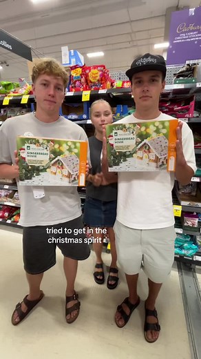 Lucy Cohen (@lucypatchucy)’s videos with Winter Things by Ariana Grande - Muslim Sounds