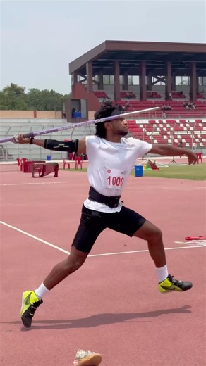 Incredible javelin throw, it went so far! 😱💪#youtubeshorts #army #motivation #trackandfield