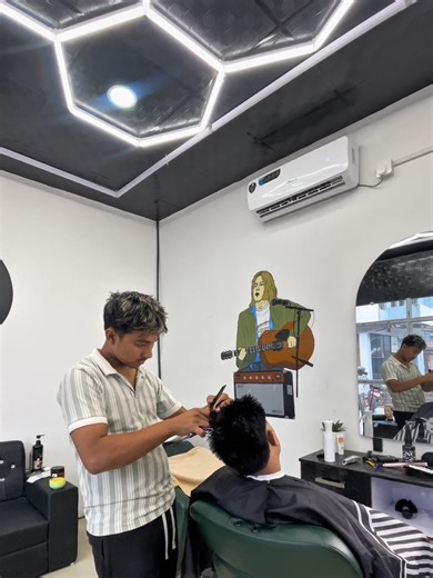 Brust First Timer at Gen Z Barbershop