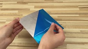 Self Adhesive Mirror Wall Stickers, 32PCS Peel and Stick Reflective Square Mirror Tiles, 5.9×5.9in PET Mirror Decals for Wall Decor, Shatterproof Plastic Mirrors Stickers for Kids Decorative