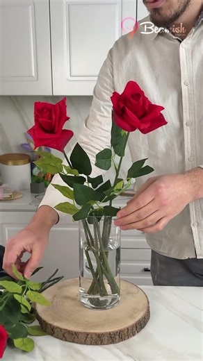 Easy Flower Arrangement 🌹 #simple #flowerarrangement #craft