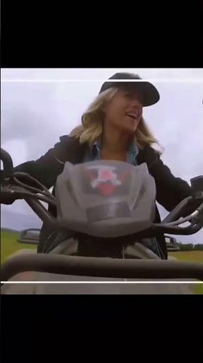 Alizee - Shorts Beatifull Moment Magic