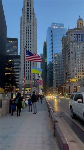 Living in Chicago Feels Like This 🎒❤️