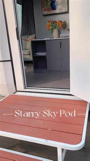 Live in a space capsule! A futuristic experience of lying down and stargazing.#house #Space