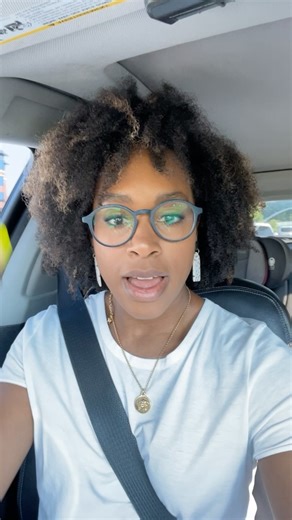 Aaaaaaaannnnd Happy Monday 😁🤣 Be generous in your interactions with others today. Be generous with smiles and encouraging words, and kindness, and grace. #generous #generosity #givingthanks #grace #mondaymood #mondaymotivation #mondaymindset | Jade Warshaw