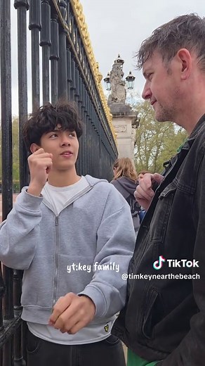 Buckingham Palace London: Guide to Visiting the Royal Residence