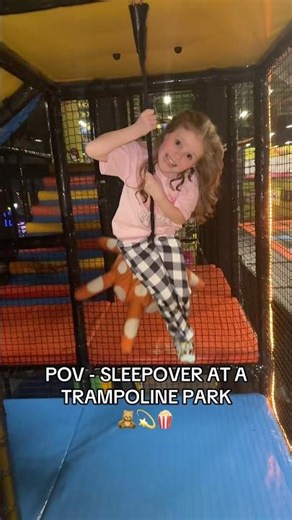 SLEEPOVER AT TRAMPOLINE PARK TOUR 🤫🧸🍿 #trending #viral #sleepover #bff #trampoline #gymnast #fun