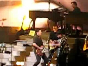 Counting Crows/Sara Bareilles singing Hangin Around LIVE