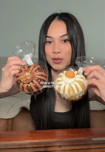 new @Nothing Bundt Cakes flavors — dubai chocolate and banana pudding cake 🍌🍰🍫 #mukbangs #mukbangeatingshow #dessertmukbang #cakemukbang #nothingbundtcake