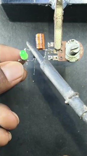 12V LED blinking circuit #viral #shortsfeed #science #electrical