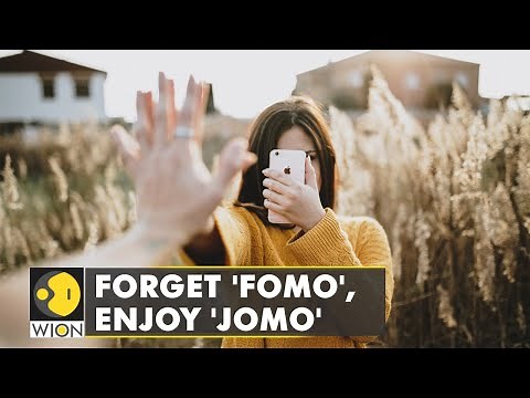 FOMO vs. JOMO - What Do They Mean
