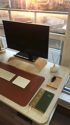 Small office, big ideas! 💡It's time to rethink your workspace.#worksetup #smallofficehomeoffice #smalloffice #workfromhome #workoffice #homeoffice