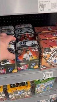 I got insanely lucky opening up a Championship Collection Mystery Baseball Card Tin! #sportscards