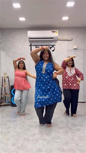 #bangles cha fever gela nahiye ajun🙈😍 #dance #youtubeshorts #poorvakolhe #sanjurathod