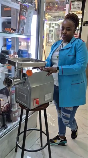 Electric Meat Grinder M22: High Efficiency for Butchers