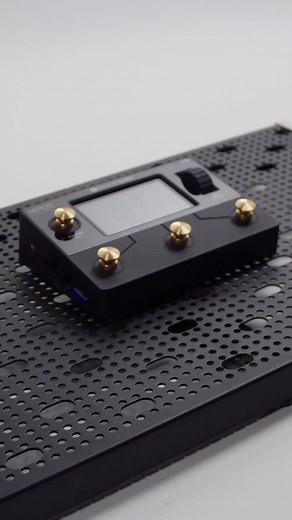 A few quick tips & tricks when using the Aeros slide-out menu feature Prioritize the commands on your slide-out menu by deleting the ones you don’t use and keeping the ones you do or just by reordering them. Making it easier to find commands like undo, fade, mute, next song, and more! There are so many setting options on the Aeros you are guaranteed to find a workflow that works best for you. #Looper #Guitar #Musician #Pedals | Singular Sound