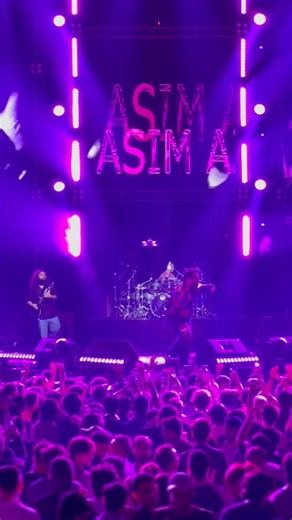 Miradore on Instagram: "The crowd lit up. The lights followed his voice. And for a few minutes, the world moved to one sound. Asim Azhar — live at ROX Concert. A moment we’ll keep on replay. 🟣 Pakistan’s First Audio-Reactive Visual & Live Generative Art Concert. 🎛️ Stage design and visuals created using AI @roxlifepk . . . . #AsimAzhar #ROXConcert #VibeHai #ROXLive #AIinMusic #MyMiradore"