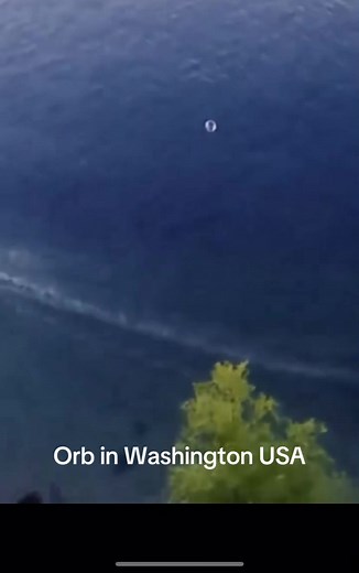 Orb Skims Water in Point Defiance, Washington - UFO Sighting