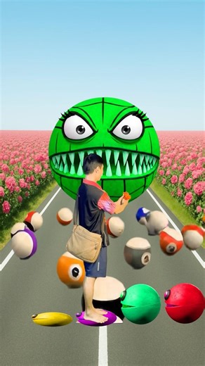 I alone have defeated many monsters.But in the final battle,was defeated by the big Pac-Man monster.