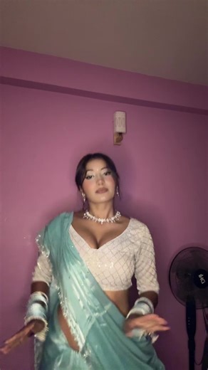 Nepali Girls Sexy Dance Compilation | Nepali Girls in Lungi and Saree Compilation