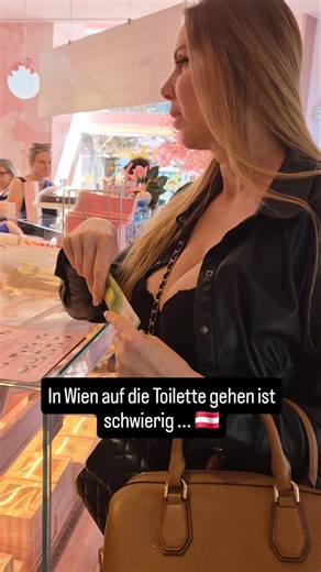 I wonder if she got the 100 euros changed? 😅