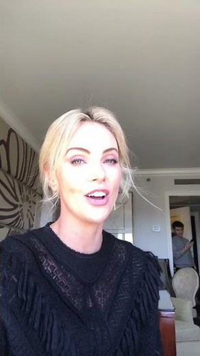 How to pronounce Charlize Theron?