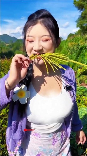 girl eating flower viral video 🤣 #funny #funnyvideo