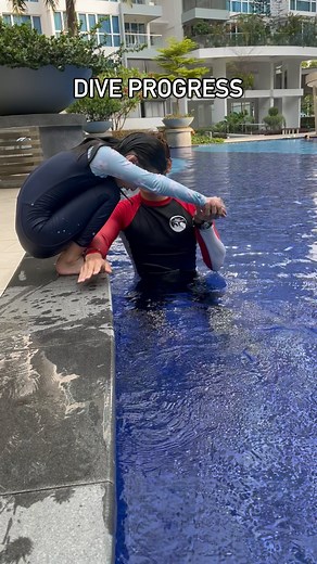 Watch Mikaela’s progress as she perfects her squat dive! Building confidence and control is key, which is why we start with the squat dive. This foundation is key before progressing to more advanced dives. Like this video if you’re excited to see her next step! #learntoswim #swimmingcoach #divinglife #singapore🇸🇬 #learningneverstops #divingisfun #learntogether #singaporepools #divingtime #discoversingapore #learningtoswim #toddlerswim #learn2swim #learntodive #learntoplay #diving #singaporelif