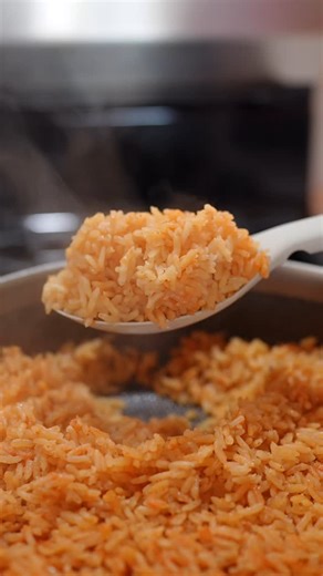 Claudia on Instagram: "It’s so easy to make MEXICAN RED RICE aka ARROZ ROJO here is how Ingredients Avocado Oil or oil of choice 3 Roma tomatoes 1/4 onion 1 garlic clove 2 tsp tomato bouillon 2 tsp chicken bouillon 1/2 tsp ground cumin Salt to taste 1-2 cup water add more if needed to make 3 cups of broth 1 1/2 cup long grain rice 1 serving of love 💕 #mexicanrice #redrice #arrozrojo #arroz #recetasfaciles #mexicanrecipes"