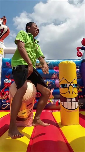 Immerse yourself in the world of SpongeBob SquarePants! #awesome #inflatable #bouncycastle