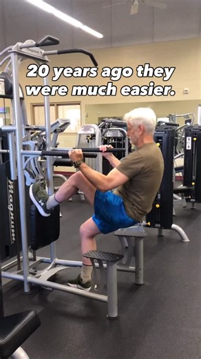 20 years ago I did these to build my upper body strength for pull ups. Told Wayne about them and he said, “Well? Show us!” I hate a challenge. #wayneoliver9445 | Robin Martin