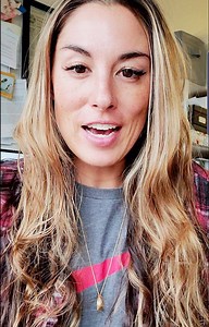 6.8K views · 86 reactions | Does your job make it hard for you to budget your income. Some months you have a really high paycheck, and some months you have no income. ✔ Sales Position ✔ Insurance Agent ✔ Real Estate Agent ✔ Financial Advisor I have the perfect EASY solution that will help you even out your income month-to-month so you can budget your dollars before you get paid! | The Budget Mom | Facebook