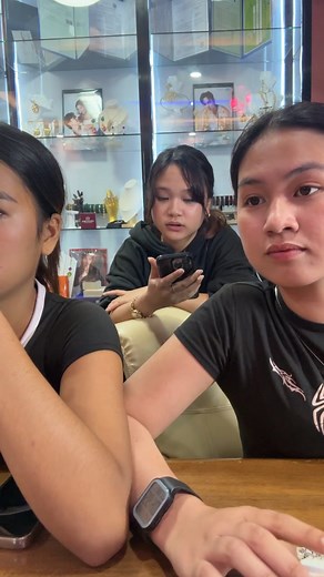 125K views · 3.2K reactions | VB Live is back with Vhean, Pau and Jovy ❤️ | Velvet Box Fashion Jewelry | Facebook