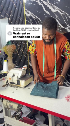 Modèles sur mesure & prêt-à-porter africain