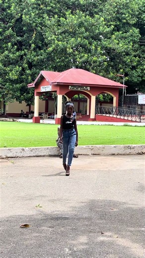 Queen's First Day at Rehearsals: A Model's Journey