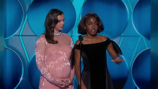Presenters 🗣️ Ayo Edebiri & Hailee Steinfeld Award 🏆 Best Limited Series, Anthology Series or Television Motion Picture "And the #GoldenGlobes winner is..." | Golden Globes