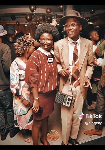 Rewind to Kofifi Cool: Dress and Vibe Like It's 1955!