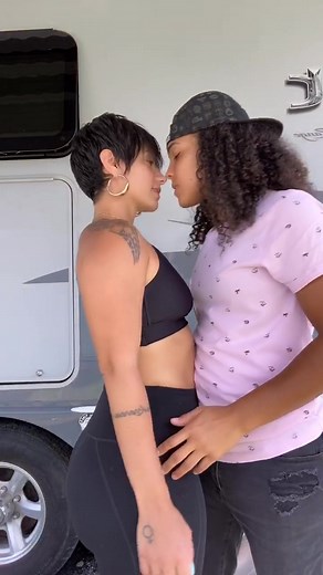 Jumping on That Birthday Cake Twerk Challenge with AlexisThatFox