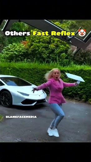 Normal Reflexes vs Impossib 💀⚡ #cbum