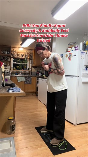 Finally Squat Correctly and it Hits Different!!#squatmat #squats #squatform #workouttips
