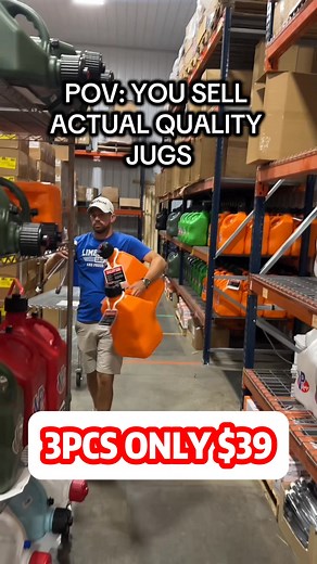 VP Racing Cans 3 Pack With Fuel Pump ⛽👌This 5.5-gallon Racing gas container is a must-have for mechanics on-the-go! 🛠️Durable, fast pours, and compact - perfect for fueling up ATVs, dirt bikes, lawn equipment, or race vehicles. | Timo Busch