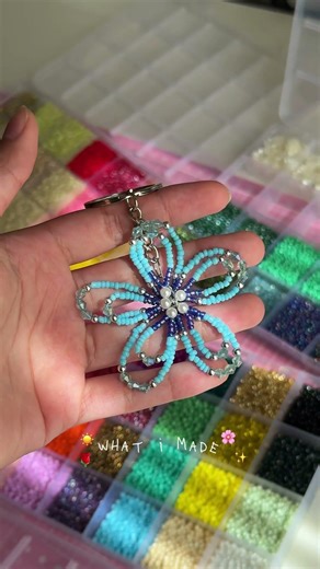 seed bead flower keychains 🌸