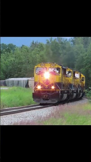 Three SD70MACs and One GP40-2 - Alaska Railroad #alaskarailroad #alaskatravel #sd70mac #freight