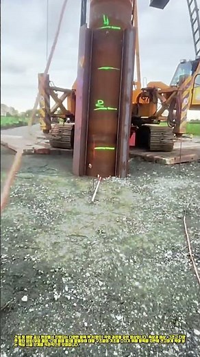 지반을 단단하게 만드는 강력한 항타 작업 #worker #process #piling #construction #machinery